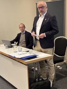1. Vorsitzender Michael Becker informierte über das Verbandsjahr 2025/2026